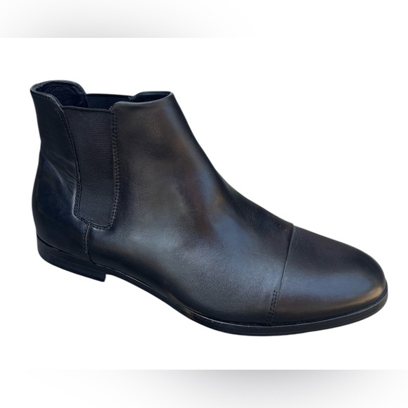 NWOB Calvin Klein Fagin Double Gore Side Boots Men's 9.5 US - Picture 1 of 10